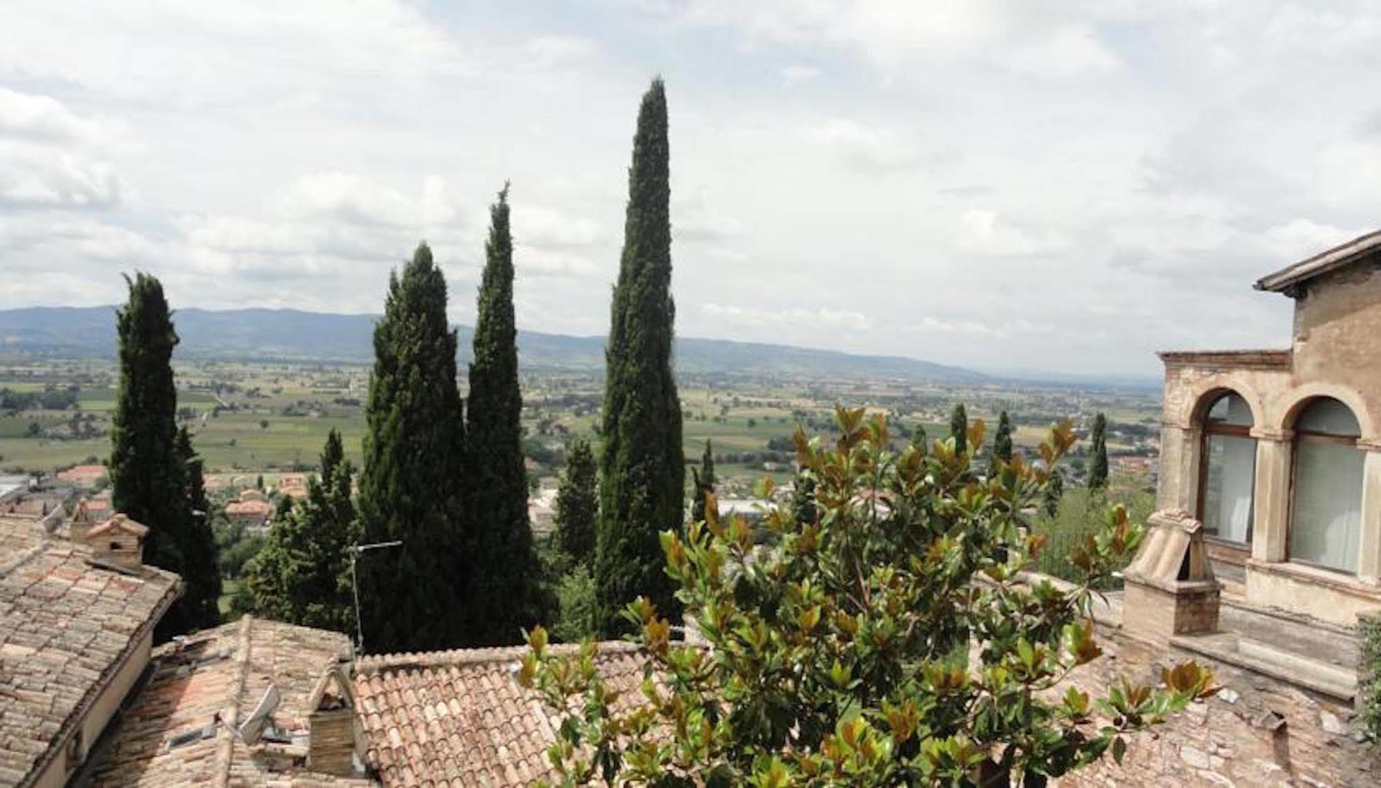 La Terrazza Di Spello Aparthotel Exterior photo